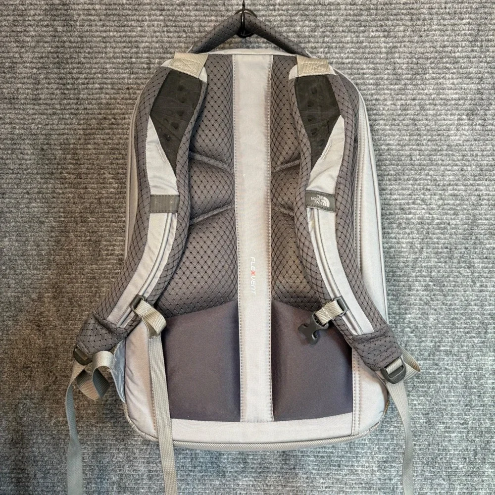 The North Face Microbyte Backpack Gray Pink Laptop Sleeve FlexVent Daypack